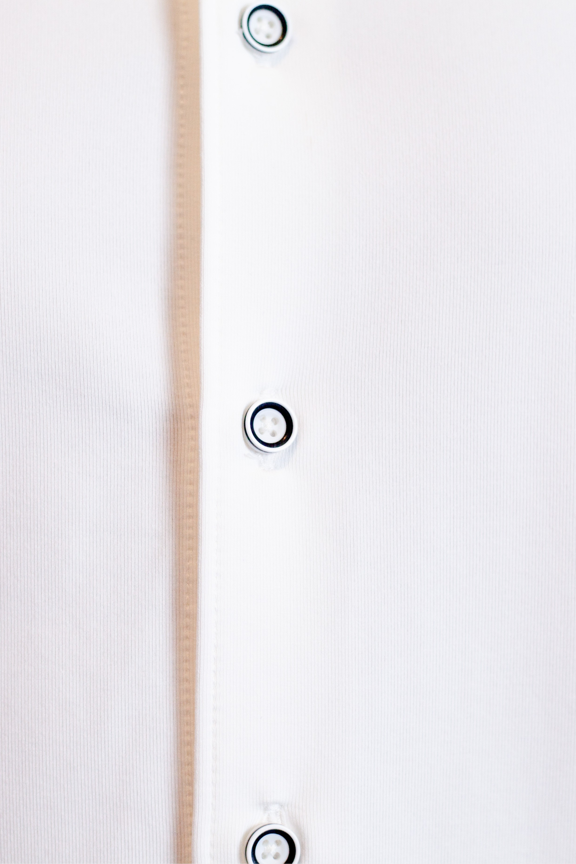 Buki Cinqo 'Single Shot' Short Sleeve Tech Shirt — White